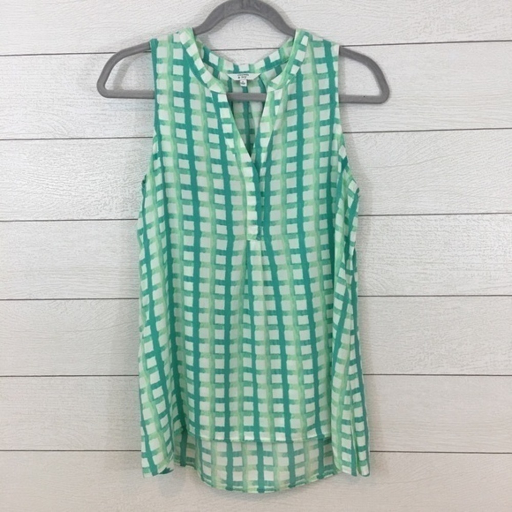 Crown & Ivy High Low Hem Check Sleeveless …